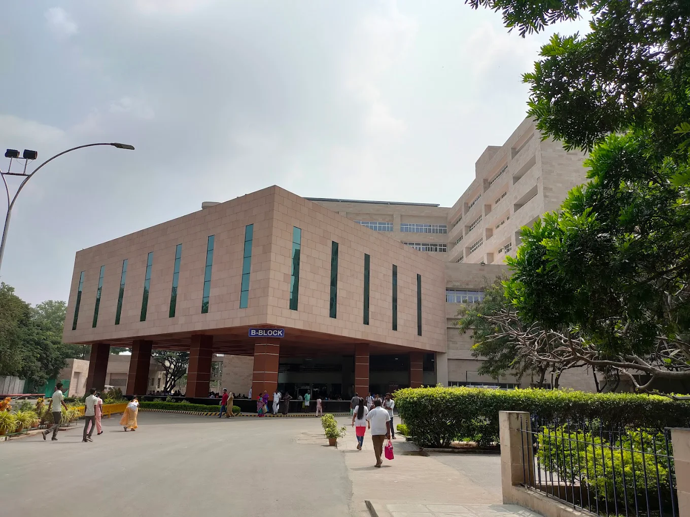 PSG Institute of Medical Sciences & Research (PSG Medical College)